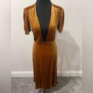 NWOT - Beautiful velvet gold/bronze low-cut wrap dress